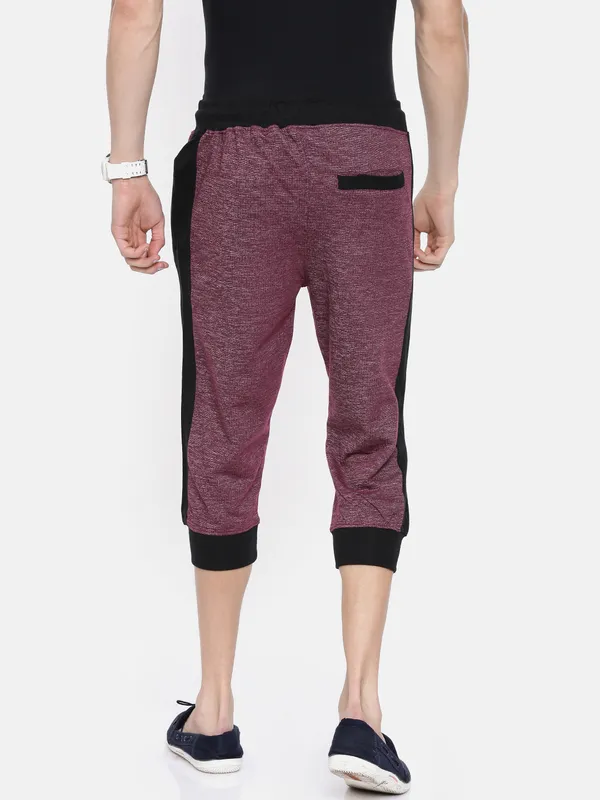 Maroon_And_Black_Melange_Cotton_Blend_Capri_Joggers_For_Men
