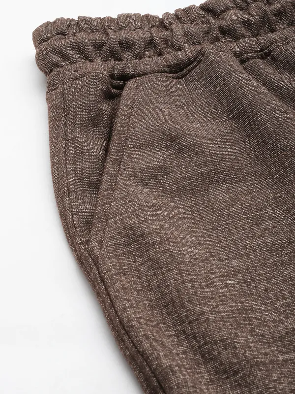 Dark_Grey_Cotton_Blend_Relaxed_Fit_Cargo_Shorts_For_Men