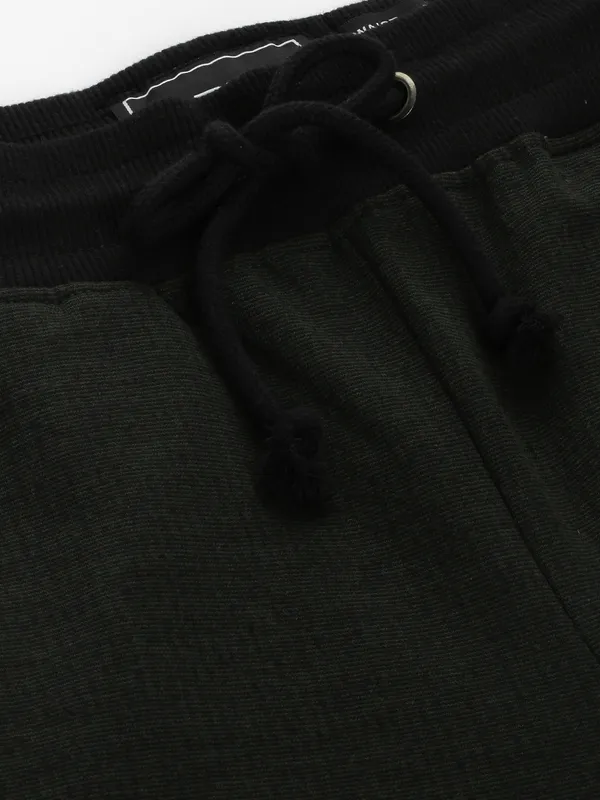 Black_Mesh_Basketball_Shorts_With_White_Trim_For_Men