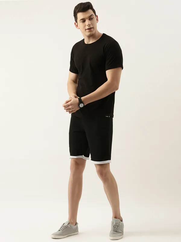 Black_Cotton_Blend_Elasticated_Waist_Shorts_For_Men