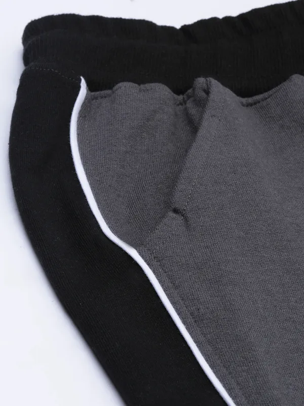 Grey_Cotton_Blend_Double-Layer_Sports_Shorts_For_Men