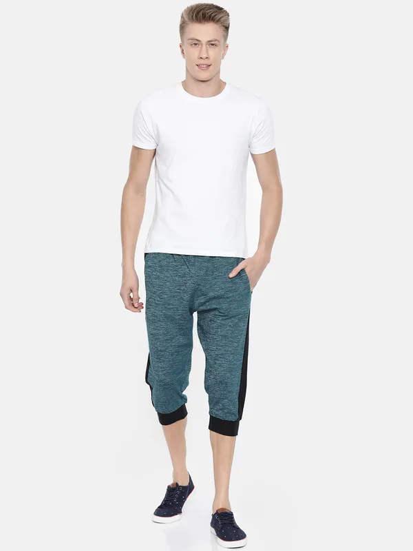 Teal_Cotton_Blend_Relaxed_Fit_Jogger_Capris_For_Men