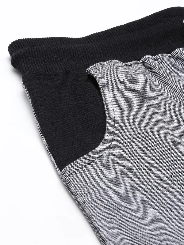 Grey_And_Black_Cotton_Blend_Elasticated_Shorts_For_Men