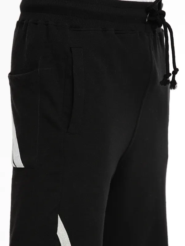 Black_Cotton_Blend_Drawstring_Basketball_Shorts_For_Men