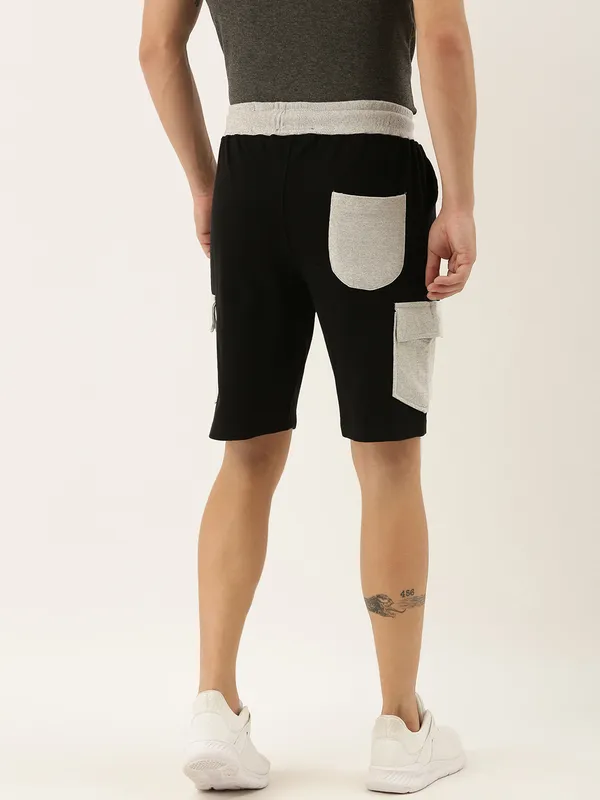 Black_Cotton_Blend_Relaxed_Fit_Contrast_Pocket_Shorts_For_Men