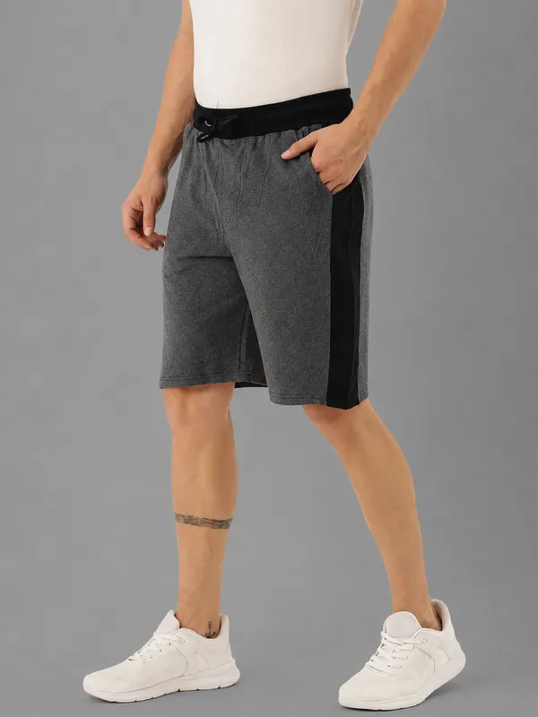 Charcoal_Grey_Cotton_Melange_Casual_Shorts_For_Men