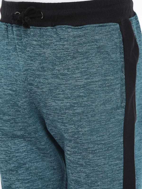 Teal_Cotton_Blend_Relaxed_Fit_Jogger_Capris_For_Men