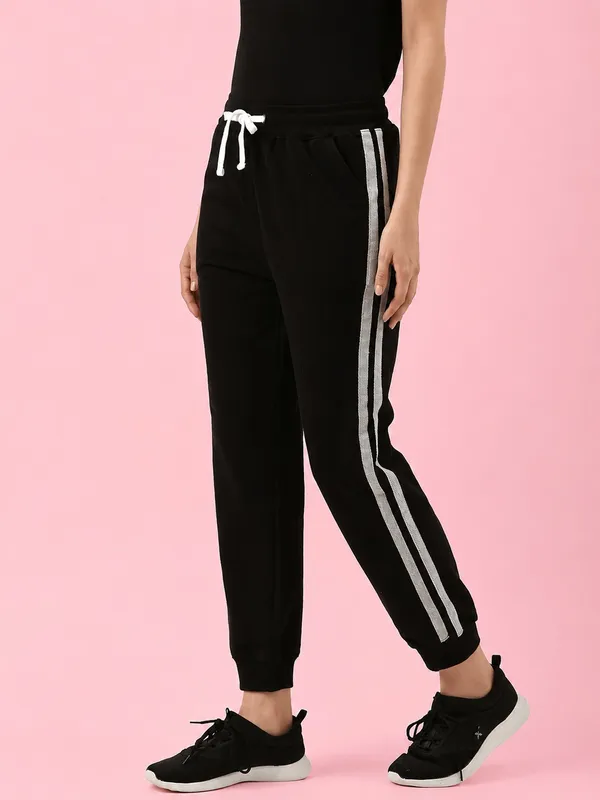 Black_Cotton_Blend_Striped_Joggers_For_Women