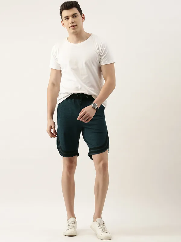 Dark_Green_Cotton_Blend_Drawstring_Casual_Shorts_For_Men