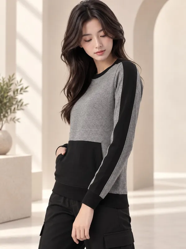 Grey_Knit_Contrast_Panel_Sweatshirt_For_Women