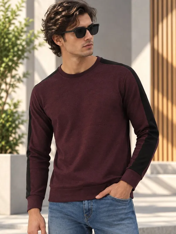 Maroon_Colorblock_Crew_Neck_Sweatshirt_for_Men