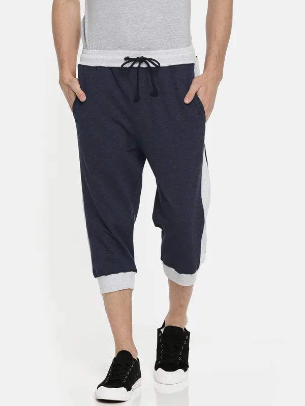 Navy_Blue_Cotton_Blend_Drawstring_Capri_Joggers_For_Men
