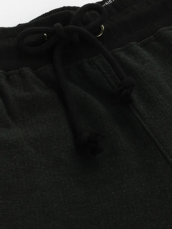 Black_Cotton_Fleece_Lined_Drawstring_Shorts_For_Men