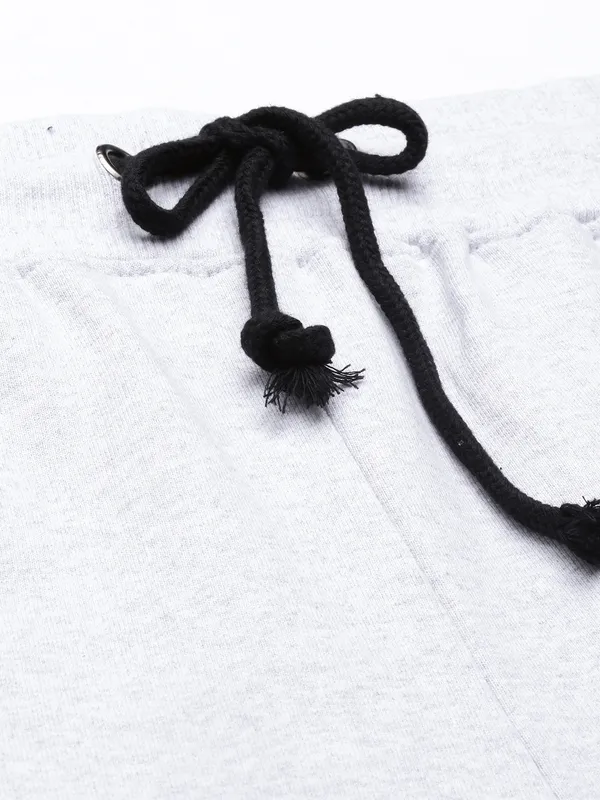 Black_And_White_Cotton_Blend_Drawstring_Shorts_For_Men
