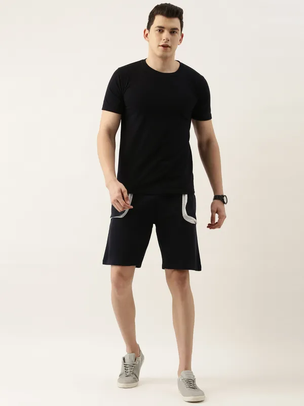 Black_Cotton_Blend_Regular_Fit_Sports_Shorts_For_Men