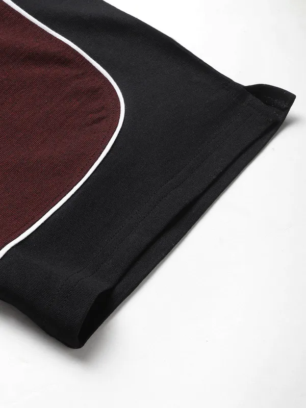 Maroon_Cotton_Blend_Relaxed_Fit_Shorts_For_Men