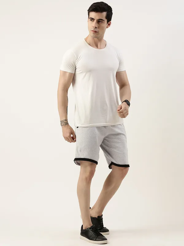 White_Cotton_Blend_Drawstring_Shorts_With_Black_Waistband