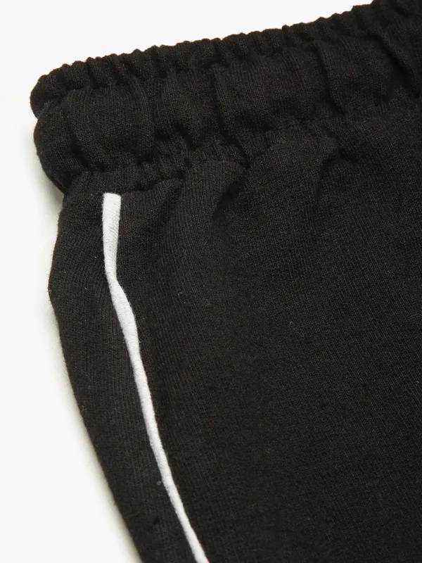 Black_Cotton_Blend_Dolphin_Hem_Drawstring_Shorts_For_Women