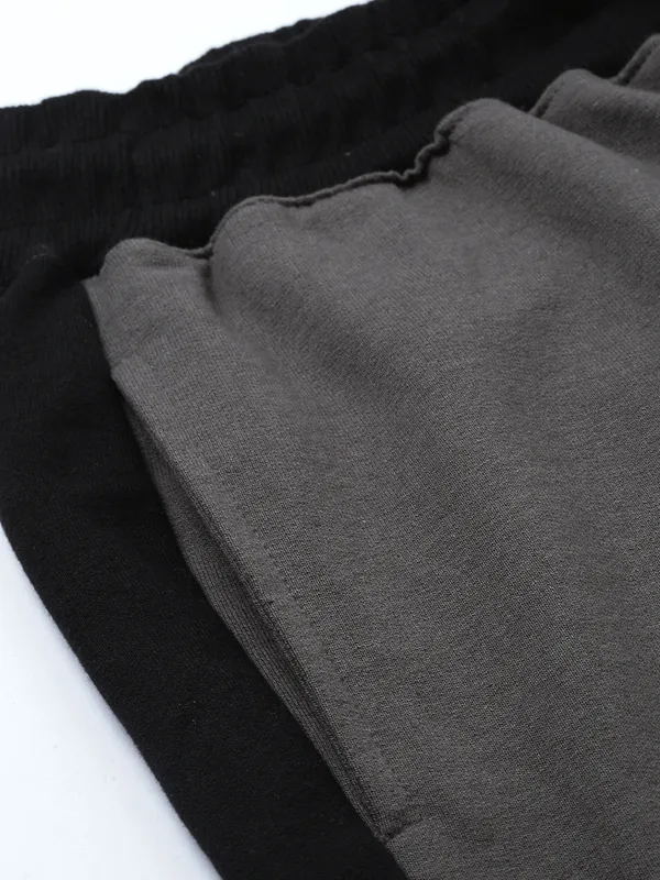 Grey_And_Black_Color_Block_Cotton_Blend_Capri_Joggers_For_Men