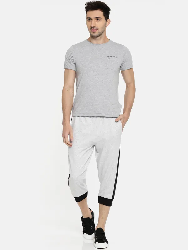 Grey_And_Black_Cotton_Colorblock_Capri_Joggers_For_Men