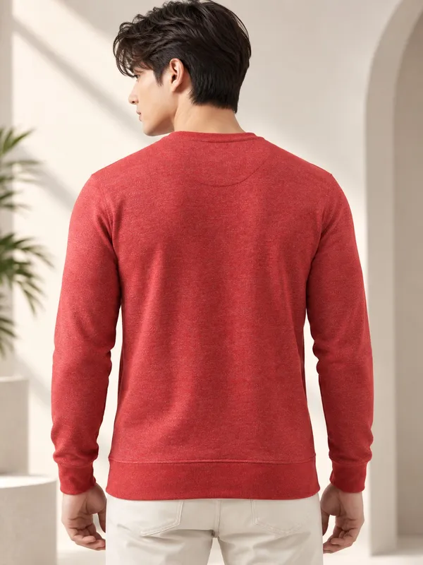 Red_Textured_Regular_Fit_Sweatshirt_for_Men