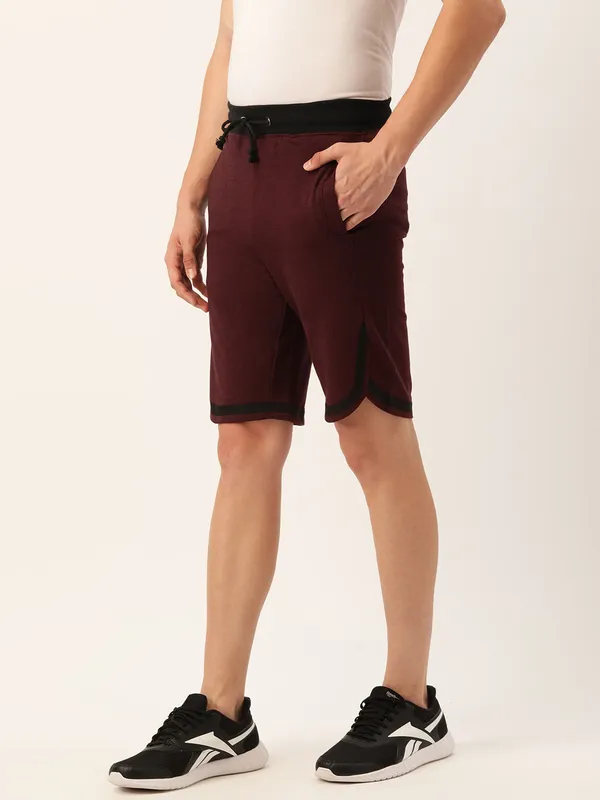 Maroon_And_Black_Cotton_Knit_Drawstring_Shorts_For_Men