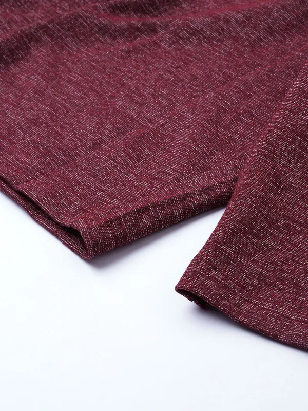 Maroon_Heathered_Cotton_Blend_Cargo_Shorts_For_Men