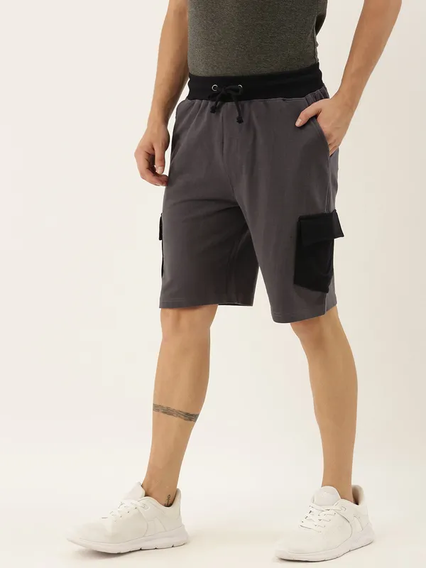 Grey_And_Black_Cotton_Blend_Cargo_Shorts_For_Men