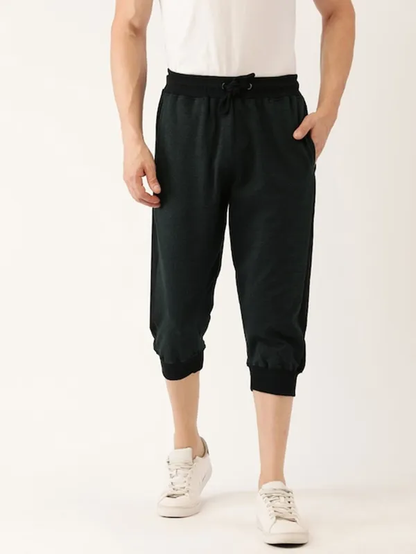 Black_Cotton_Blend_Relaxed_Fit_Capri_Joggers_For_Men