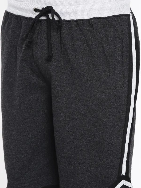Black_Cotton_Blend_Sports_Shorts_With_White_Piping_For_Men