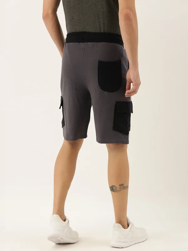 Grey_And_Black_Cotton_Blend_Cargo_Shorts_For_Men