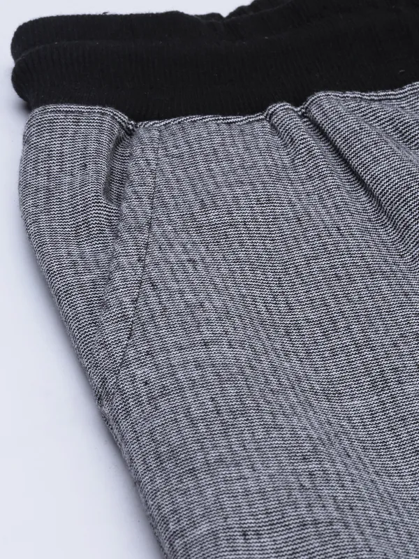 Grey_Melange_Cotton_Blend_Joggers_For_Men