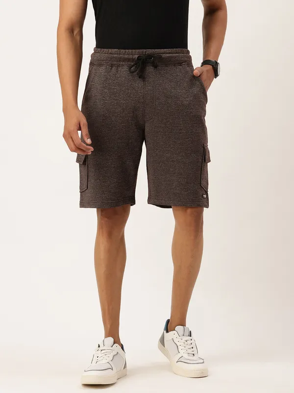 Dark_Grey_Cotton_Blend_Relaxed_Fit_Cargo_Shorts_For_Men