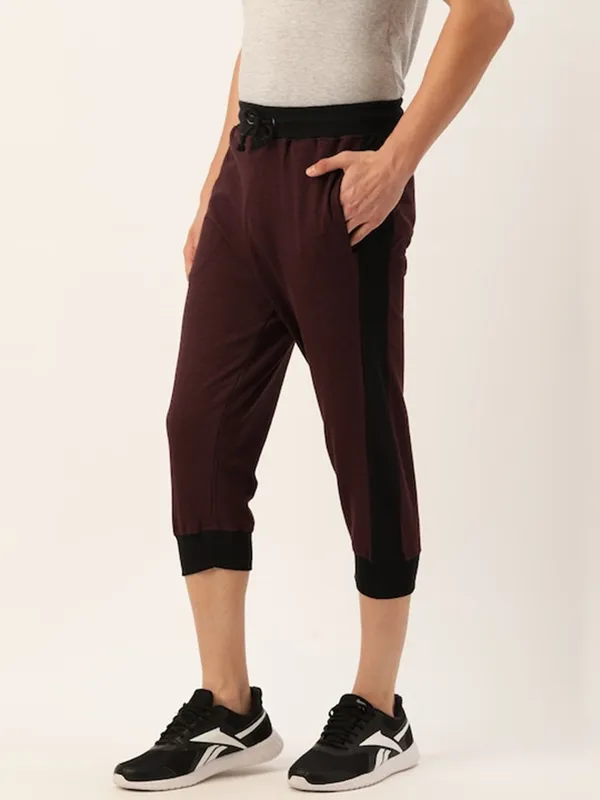 Maroon_And_Black_Cotton_Blend_Cropped_Joggers_For_Men