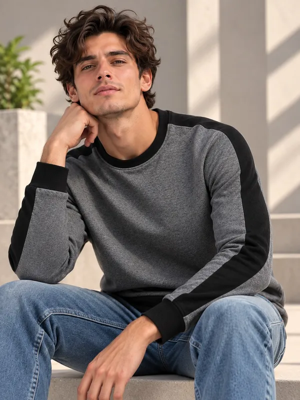 Grey_Knit_Regular_Fit_Crew_Neck_Sweatshirt_for_Men