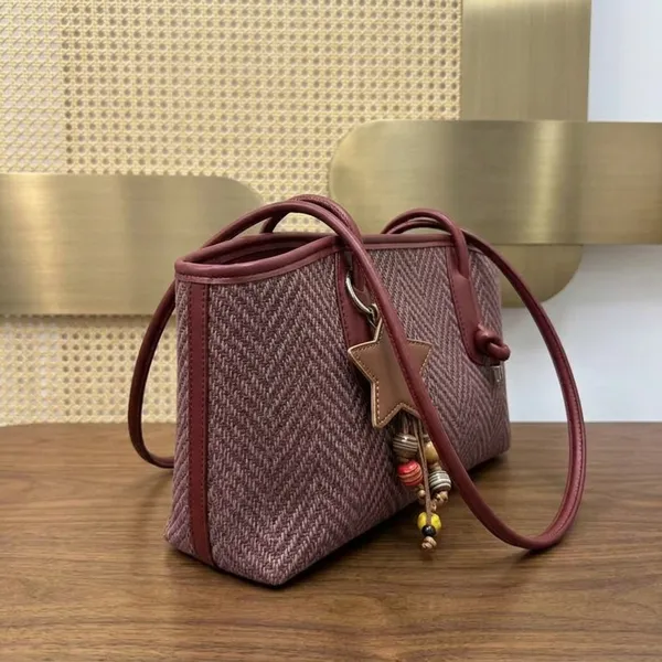Burgundy_Pu_Fabric_Premium_Tote_Bag_For_Women