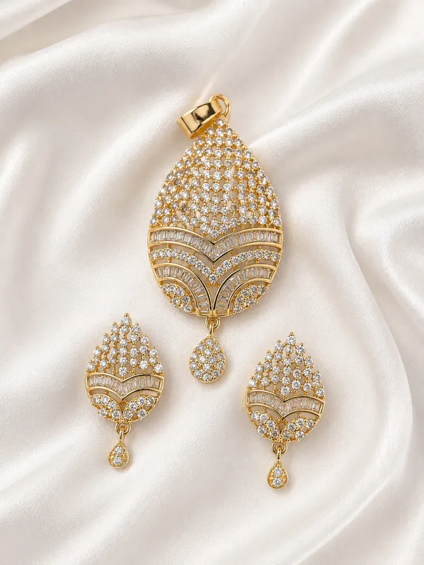 Gold_Brass_Alloy_Earrings_For_Women