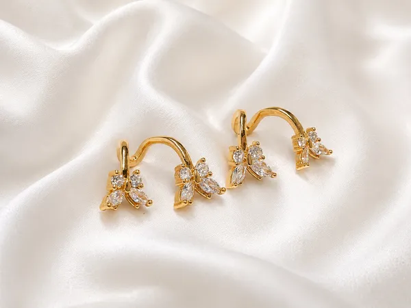 Gold_Brass_Alloy_Earrings_For_Women