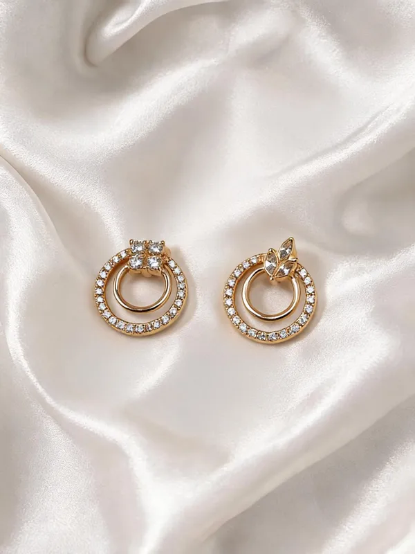Gold_Brass_Alloy_Earrings_For_Women