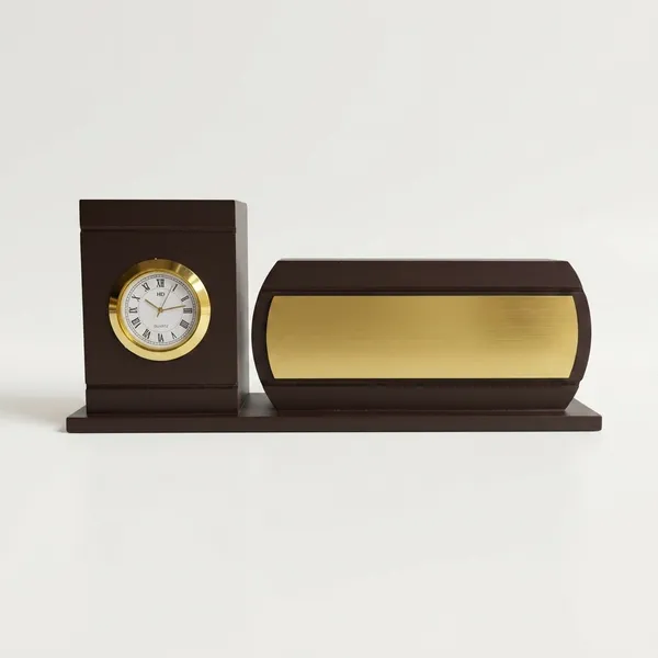 Wood_Classic_Roman_Numeral_Clock_Nameplate_Desk_Organizer