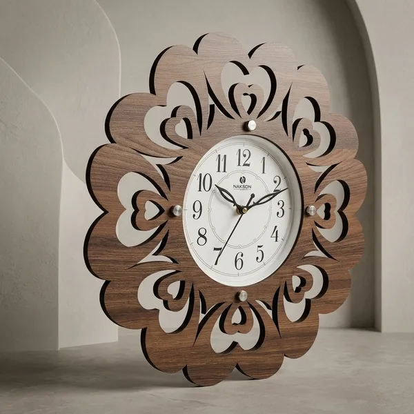 Wood_Decorative_Heart_Cutout_Pattern_Wall_Clock