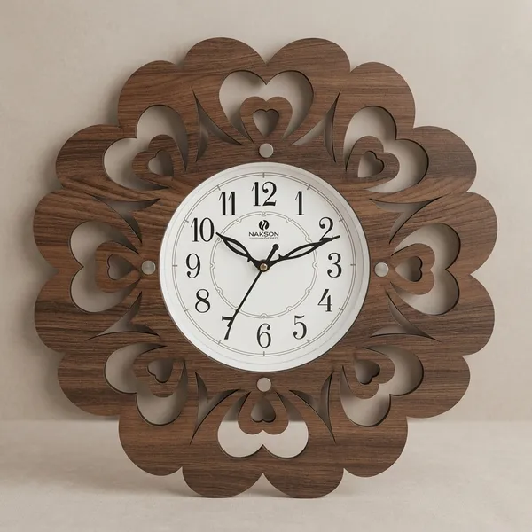 Wood_Decorative_Heart_Cutout_Pattern_Wall_Clock