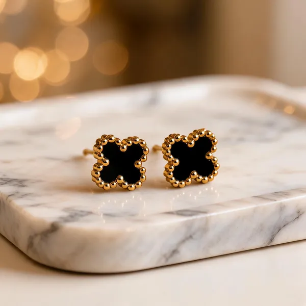 Black_And_Gold_Clover_Stud_Earrings