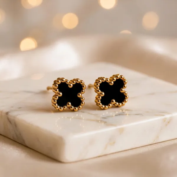 Black_And_Gold_Clover_Stud_Earrings