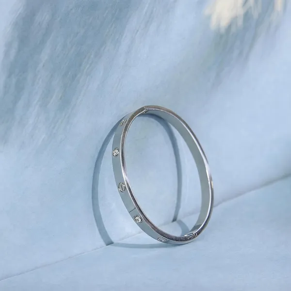 Cartier_Love_Bracelet