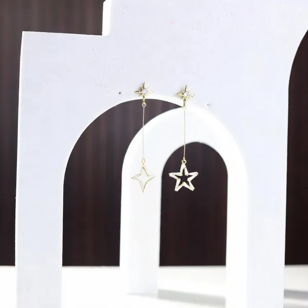 Silver_Star_Asymmetric_Drop_Earrings_For_Women