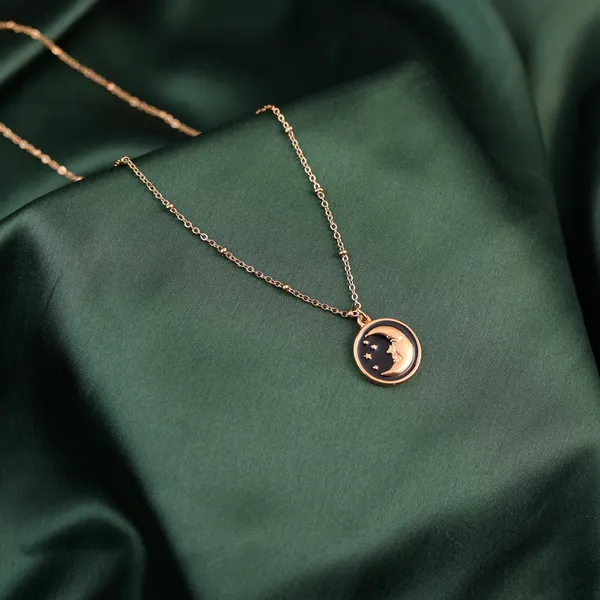 Rose_Gold_Moon_Phase_Pendant_Necklace_For_Women