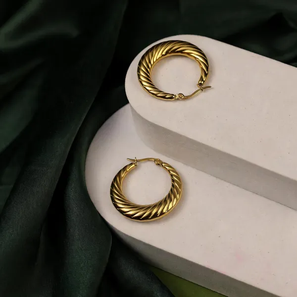 Gold_Twisted_Rope_Hoop