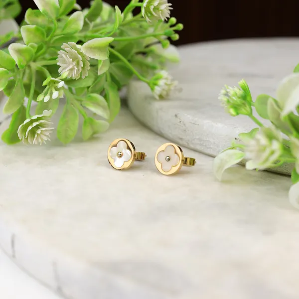 Pearl_Flower_Blossom_Earrings_In_Rose_Gold_Tone