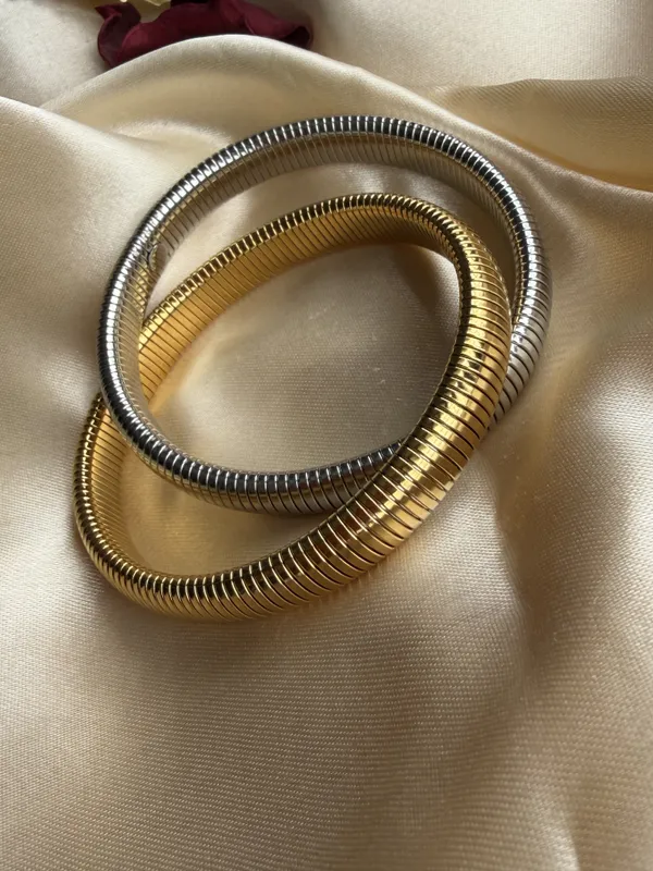 Gold_And_Silver_Toned_Flexible_Bracelet